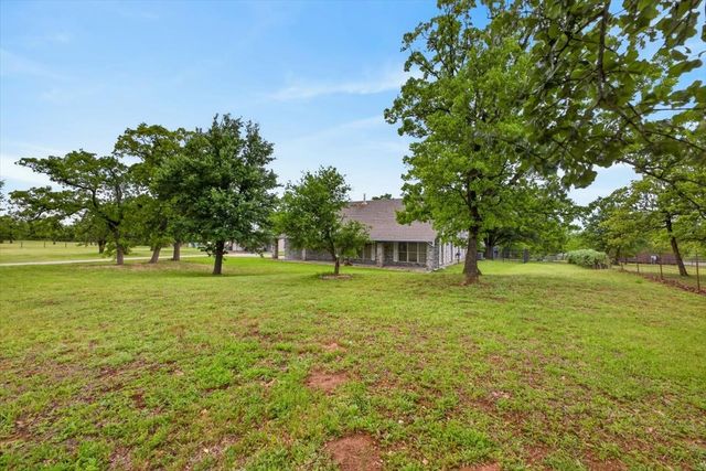 4609 Slayton Road, Cleburne, TX 76031