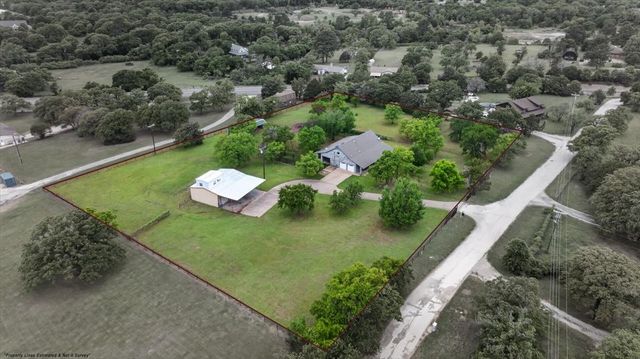 4609 Slayton Road, Cleburne, TX 76031