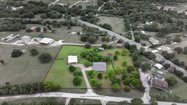 4609 Slayton Road, Cleburne, TX 76031