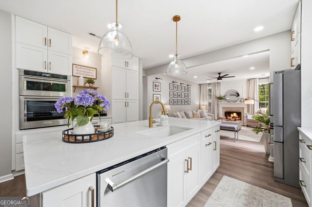 3990 Mapleton Downs NW, Kennesaw, GA 30144