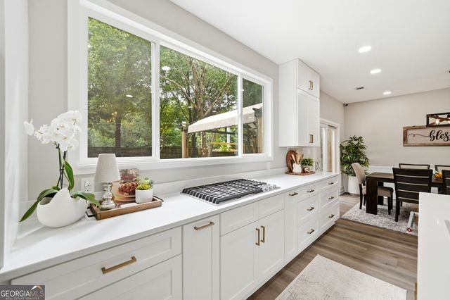 3990 Mapleton Downs NW, Kennesaw, GA 30144