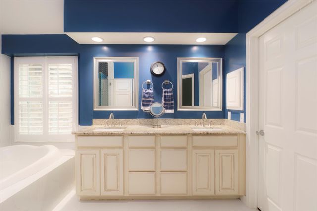 10619 Skyflower DR, Austin, TX 78759