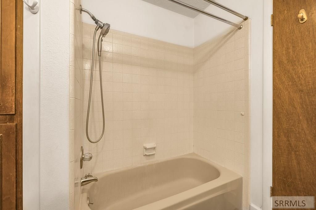 Image 14 of property listing at 1775 Caribou Street, Idaho Falls, ID 83401