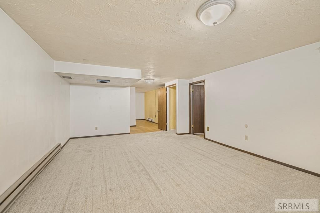 Image 16 of property listing at 1775 Caribou Street, Idaho Falls, ID 83401