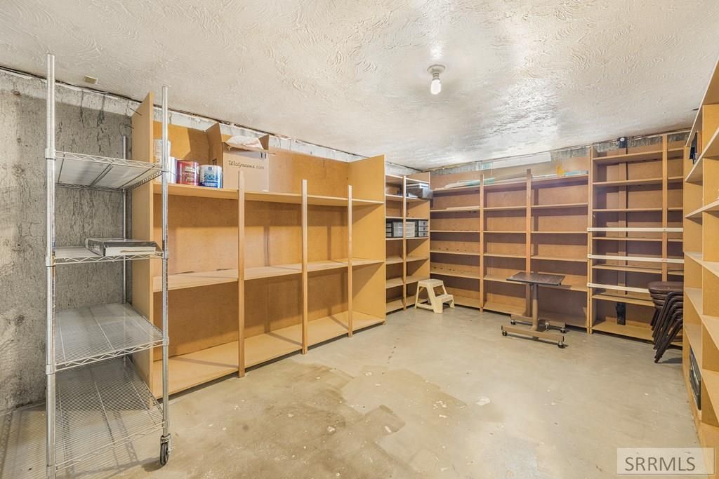 Image 25 of property listing at 1775 Caribou Street, Idaho Falls, ID 83401