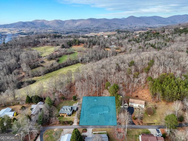 488 Pinebrook Drive, Blairsville, GA 30512