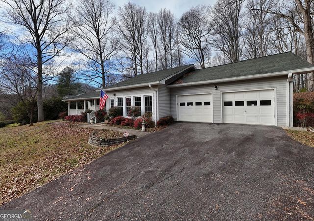 488 Pinebrook Drive, Blairsville, GA 30512