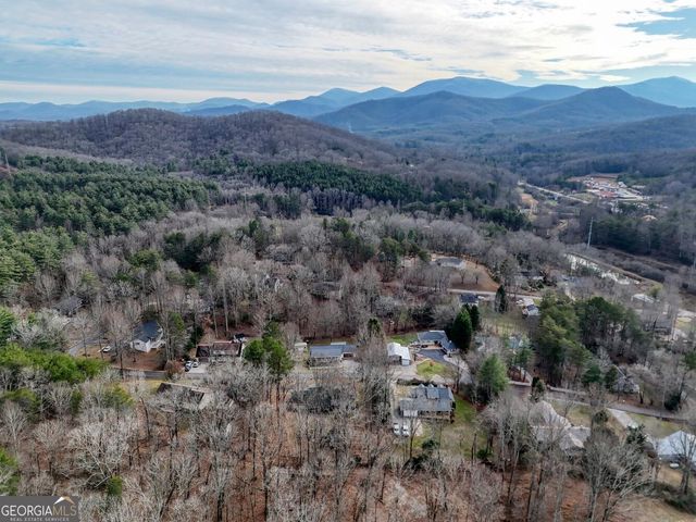 488 Pinebrook Drive, Blairsville, GA 30512