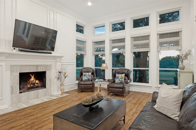 2034 Hillcrest Court, Mckinney, TX 75072