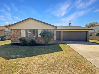 6476 Old Mill Circle, Watauga, TX 76148