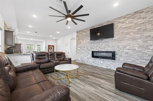 17503 Deer Creek Drive, Spring, TX 77379