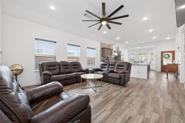 17503 Deer Creek Drive, Spring, TX 77379