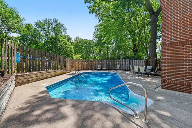 5 Merwood Drive E, Battle Creek, MI 49017