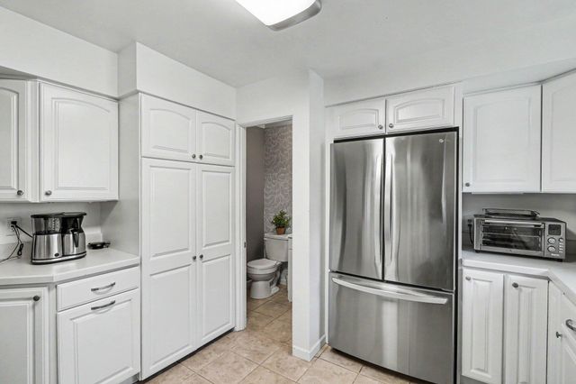 5 Merwood Drive E, Battle Creek, MI 49017