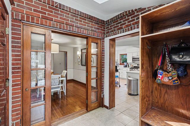 5 Merwood Drive E, Battle Creek, MI 49017