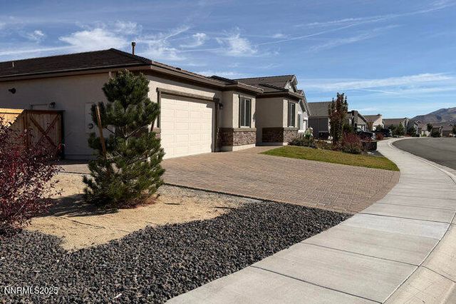 8405 Castletroy Drive, Verdi, NV 89439