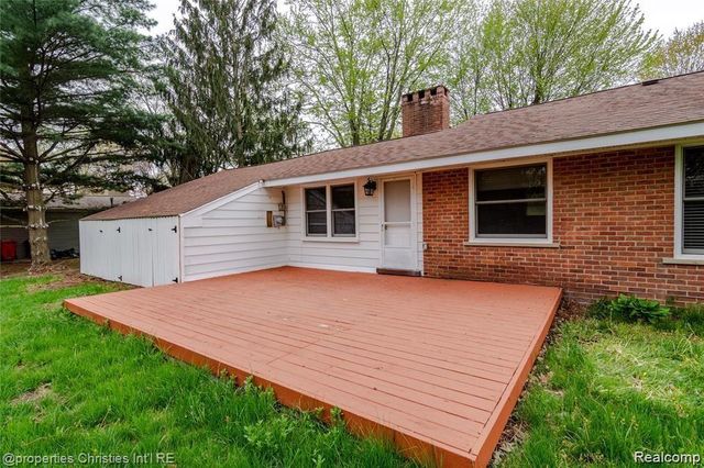 6881 W Dartmoor Road, West Bloomfield, MI 48322