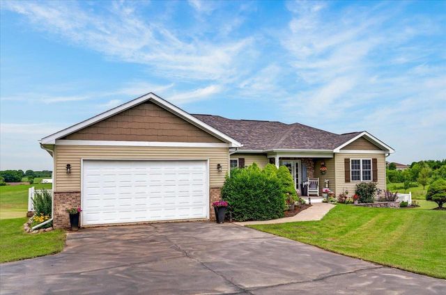 W7620 County Road H, New Glarus, WI 53574