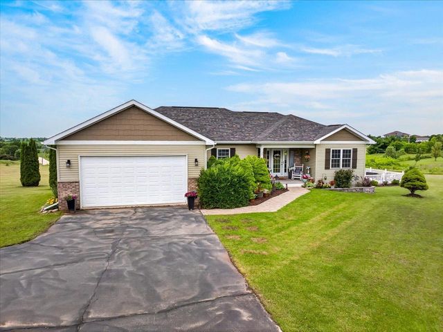 W7620 County Road H, New Glarus, WI 53574