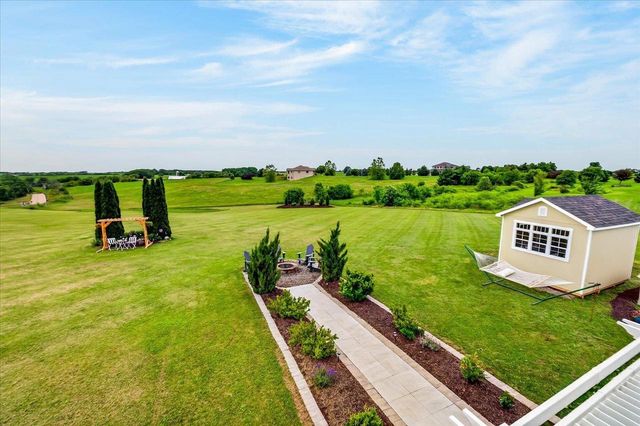 W7620 County Road H, New Glarus, WI 53574