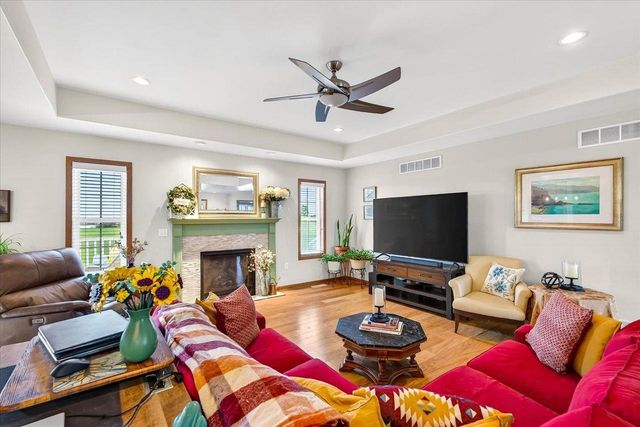 W7620 County Road H, New Glarus, WI 53574