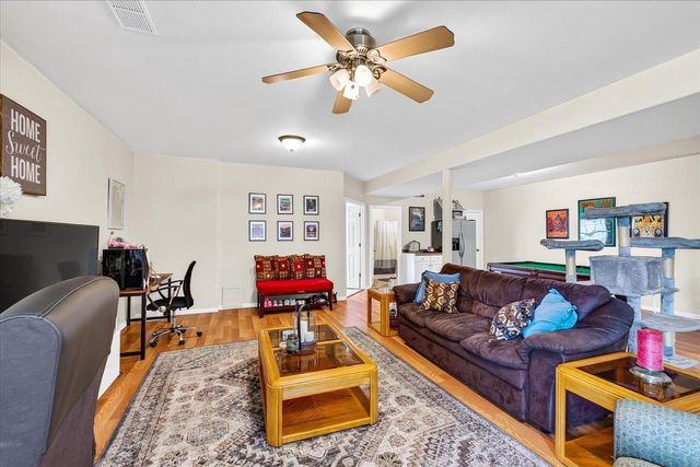 W7620 County Road H, New Glarus, WI 53574