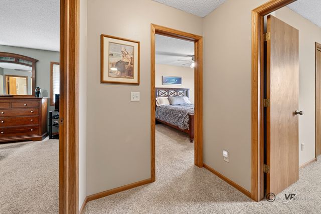 1898 Delmar Drive, Freeport, IL 61032