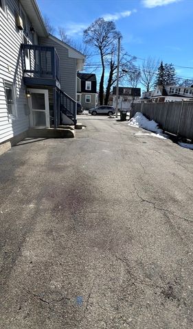 10 Edgemere Rd, Quincy, MA 02169