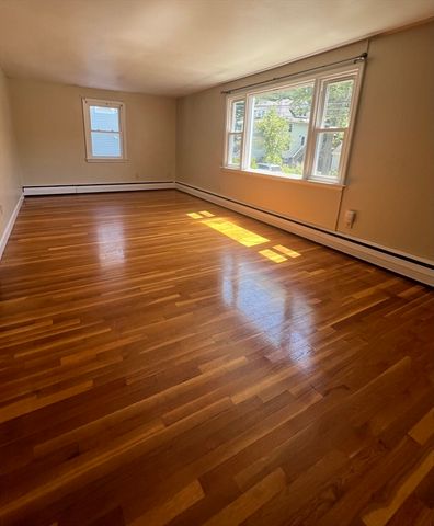 10 Edgemere Rd, Quincy, MA 02169