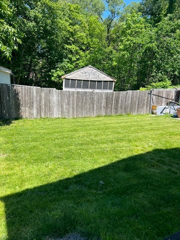 10 Edgemere Rd, Quincy, MA 02169