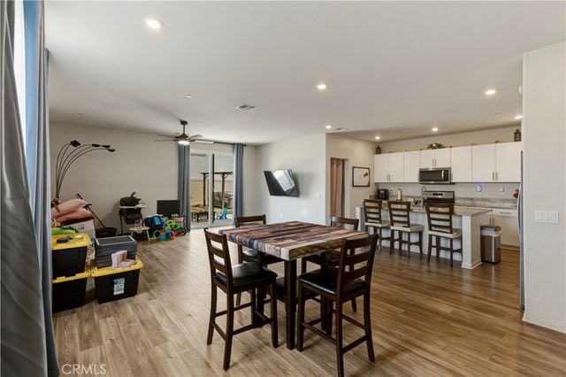 1726 Plume, San Jacinto, CA 92583