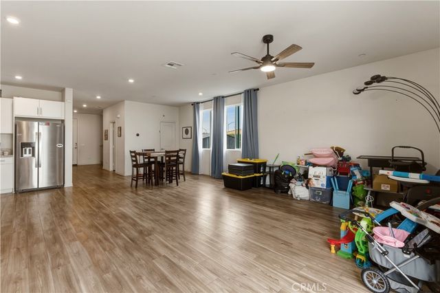 1726 Plume, San Jacinto, CA 92583