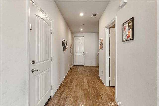 1726 Plume, San Jacinto, CA 92583