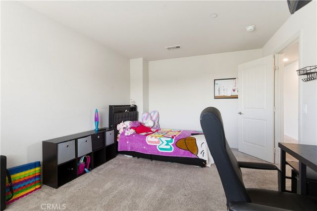 1726 Plume, San Jacinto, CA 92583