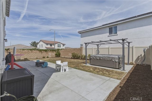 1726 Plume, San Jacinto, CA 92583