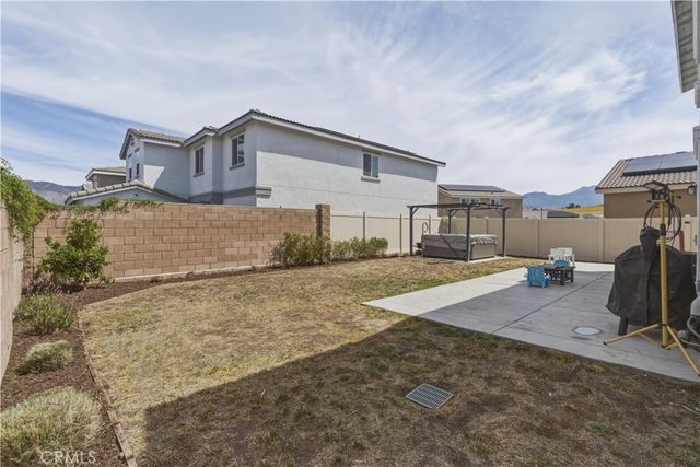 1726 Plume, San Jacinto, CA 92583