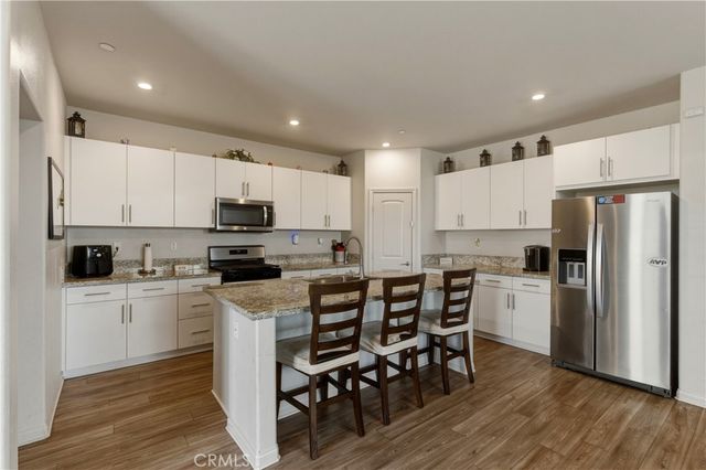 1726 Plume, San Jacinto, CA 92583