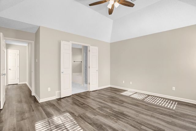 7899 CLAREDALE RD, Bartlett, TN 38133