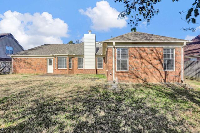 7899 CLAREDALE RD, Bartlett, TN 38133