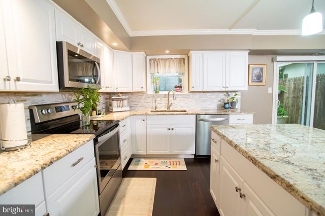 1092 FOX RUN, Reading, PA 19606