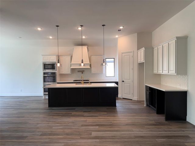 15423 Sun Rose Street, Conroe, TX 77302