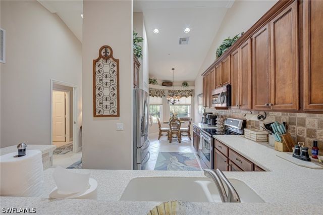 12040 Matera LN 202, Bonita Springs, FL 34135