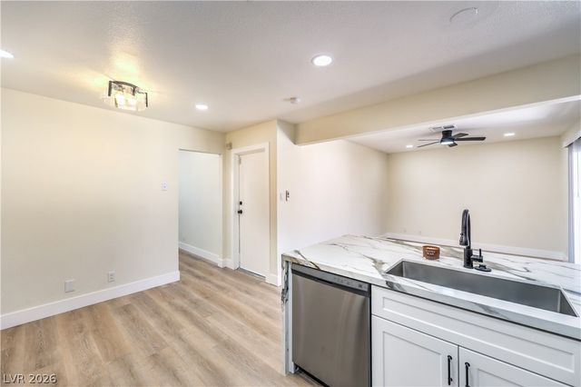 4370 Lariat Drive, Las Vegas, NV 89121