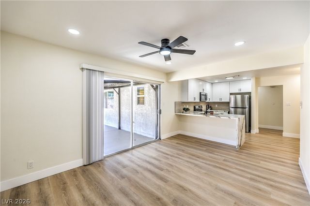 4370 Lariat Drive, Las Vegas, NV 89121