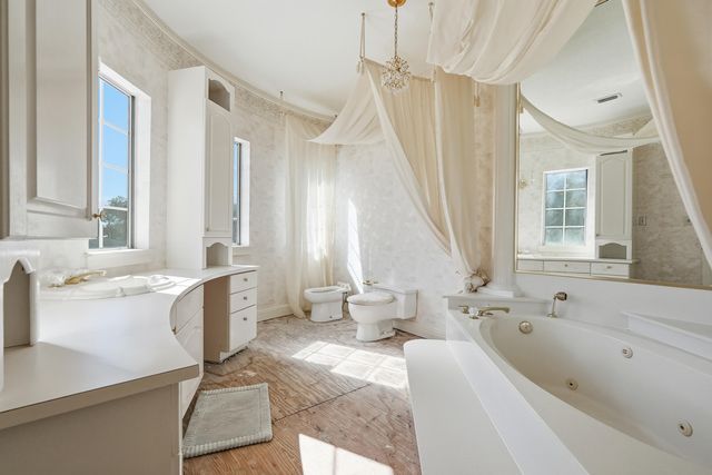 588 Mooney Road, Fort Walton Beach, FL 32547