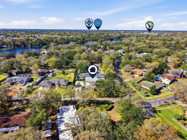 588 Mooney Road, Fort Walton Beach, FL 32547