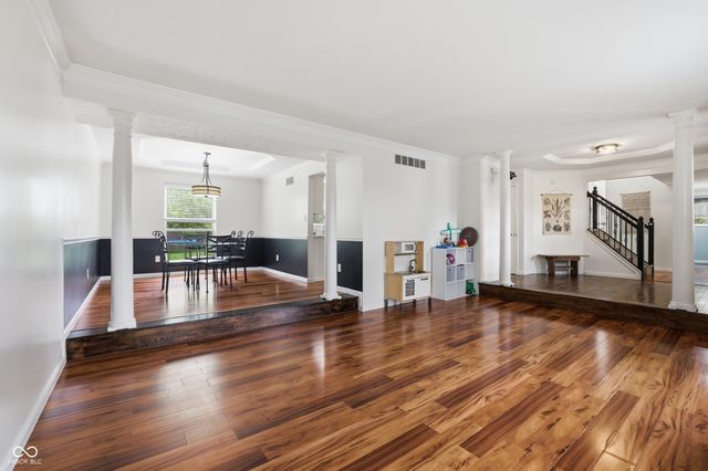 11224 Echo Ridge Lane, Indianapolis, IN 46236