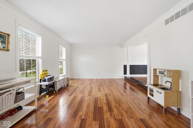 11224 Echo Ridge Lane, Indianapolis, IN 46236