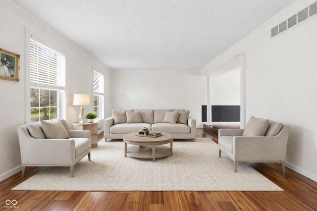 11224 Echo Ridge Lane, Indianapolis, IN 46236