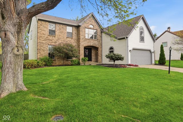11224 Echo Ridge Lane, Indianapolis, IN 46236